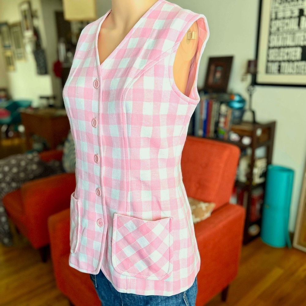 Vintage 1970s pink & white gingham vest w/pockets - Picture 7 of 8